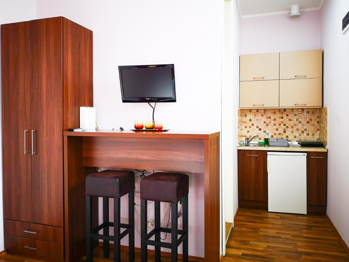 Filinhome Dunavska Studio 2 Novi Sad Luaran gambar